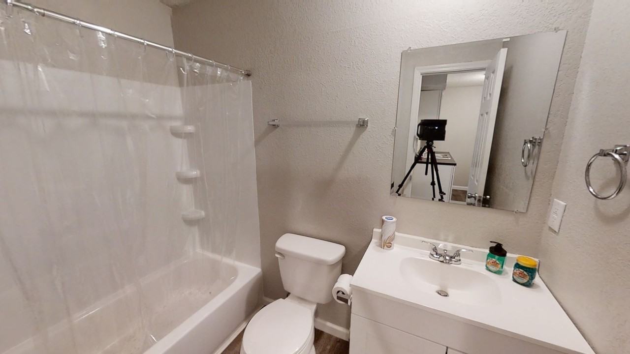 Harrison Street Apartments - Photo 4 of 16