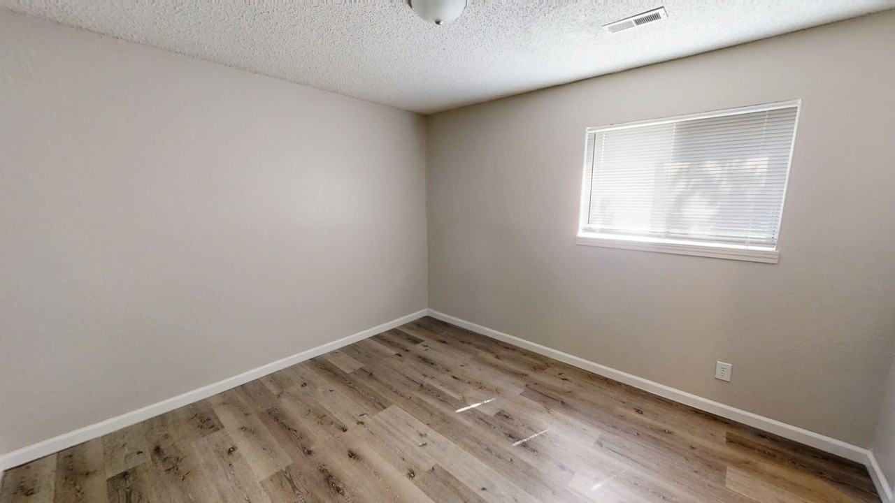 Harrison Street Apartments - Photo 5 of 16