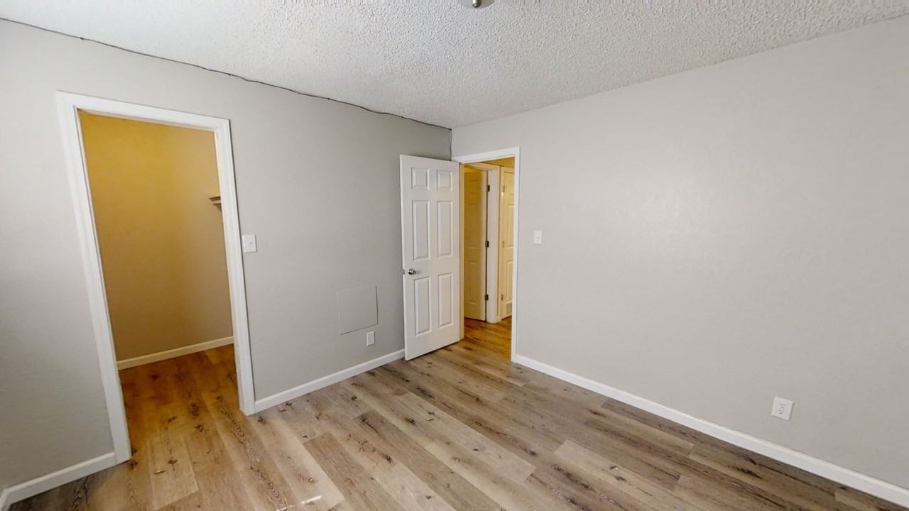 Harrison Street Apartments - Photo 6 of 16