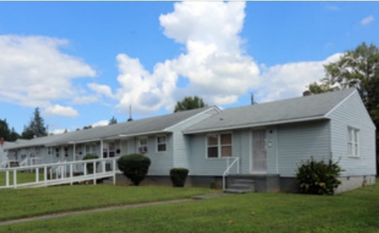 209 East Dr - Photo 3 of 11