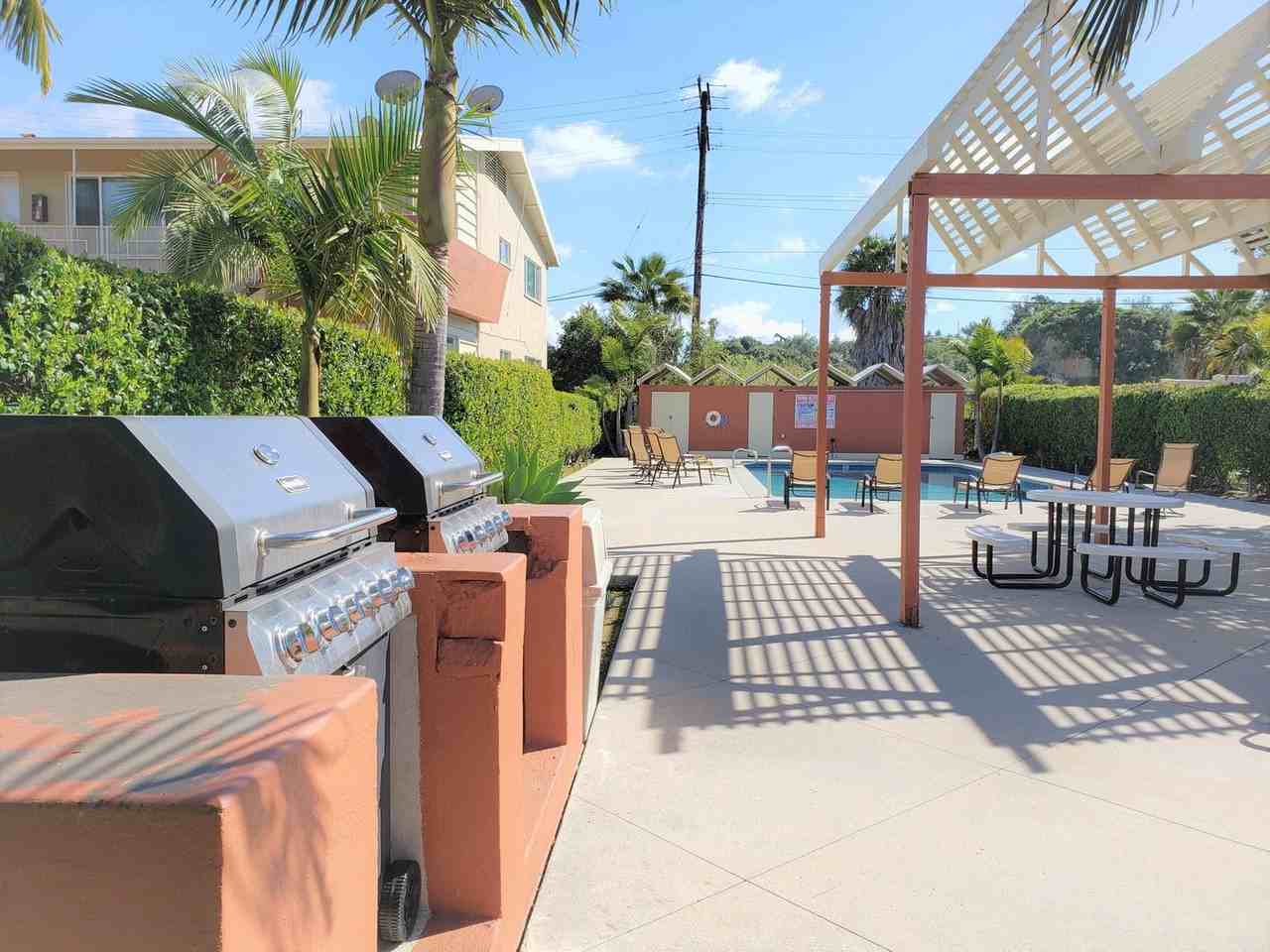 Keswick Court Apartments - Photo 4 of 26