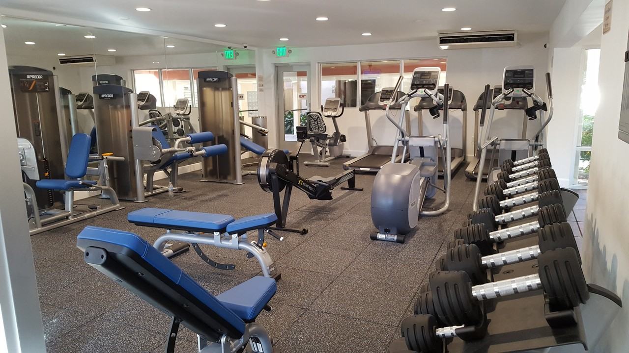 Park Montair Apartments - Photo 2 of 7