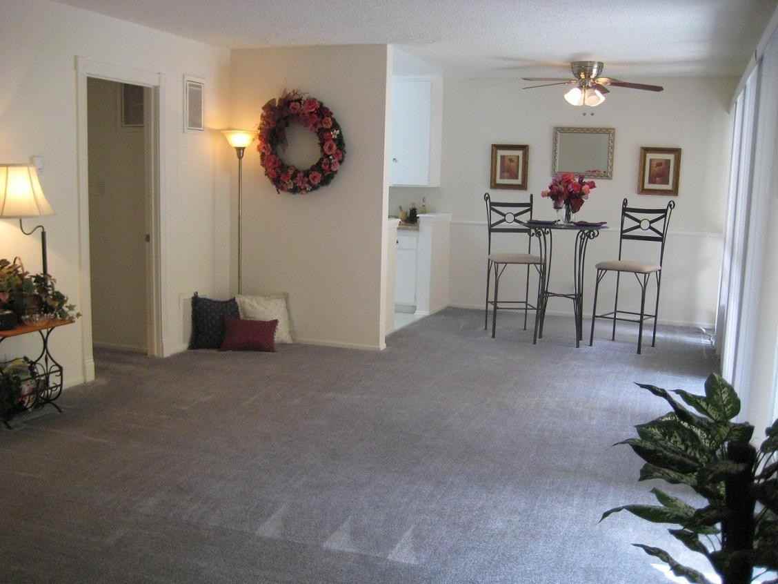 Park Montair Apartments - Photo 3 of 7