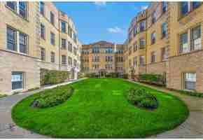 featured image of 6043 6031- 6043 N. Paulina Street