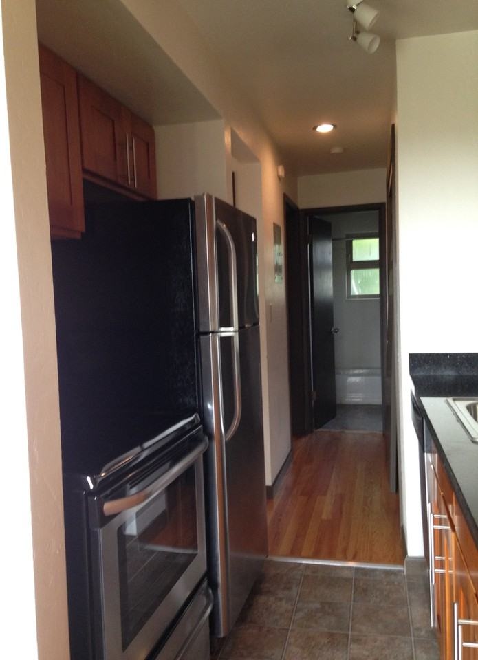 Westward Apartments - Photo 3 of 14