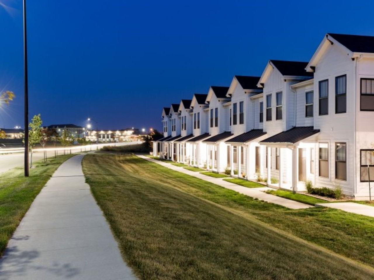 1846 Sw Vera Cruz Ln - Photo 7 of 17