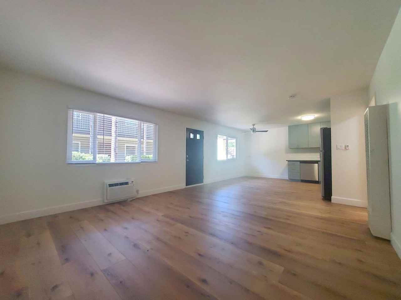 Villas of Washington - Photo 2 of 12