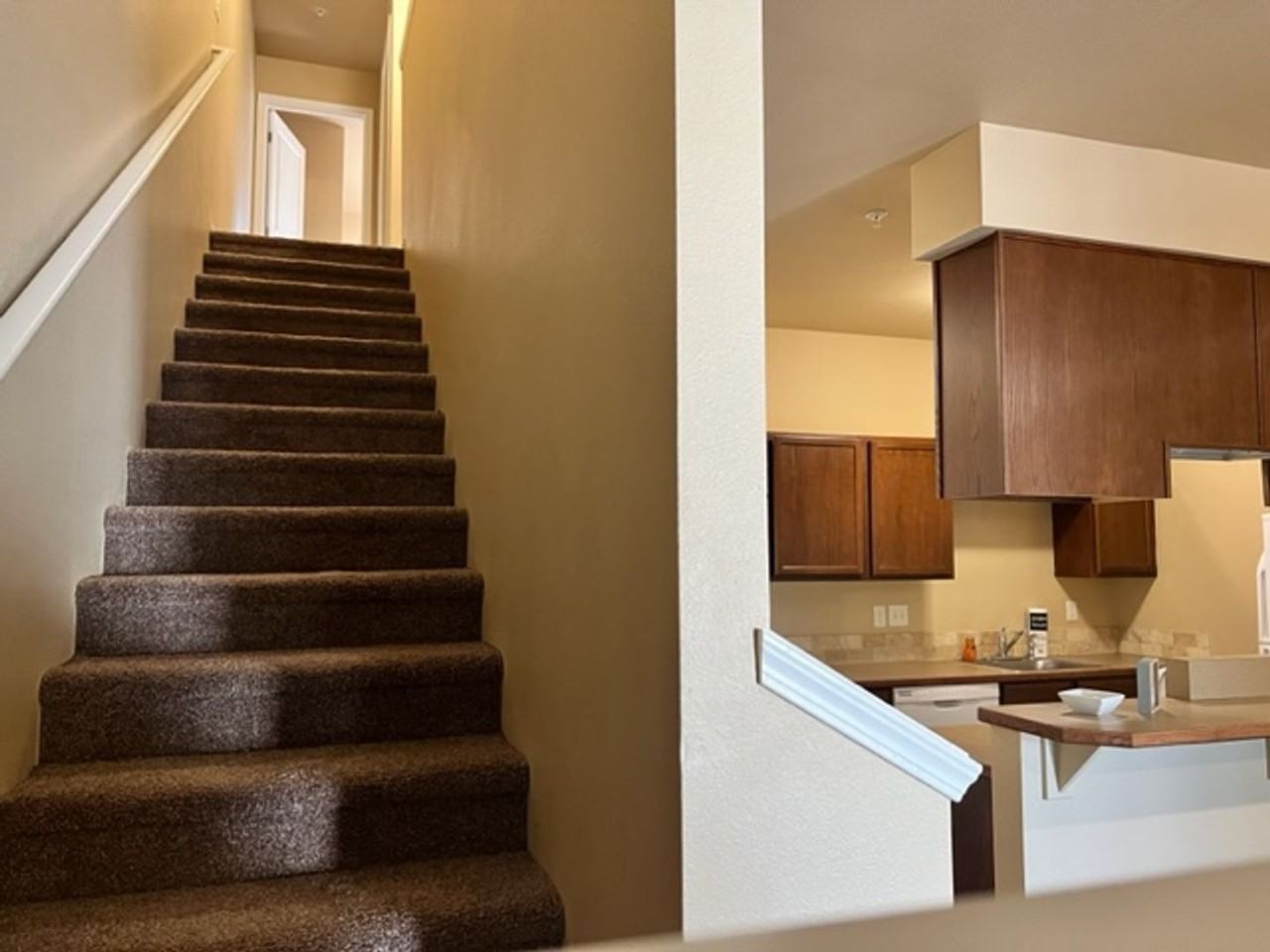 5831 Reed Ln Se - Photo 5 of 21