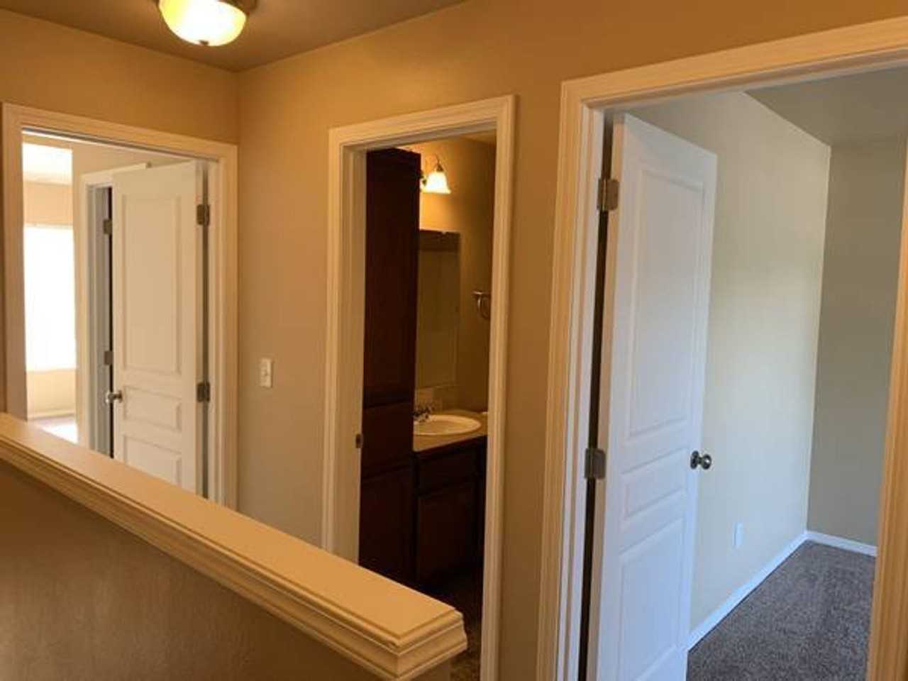 5831 Reed Ln Se - Photo 6 of 21