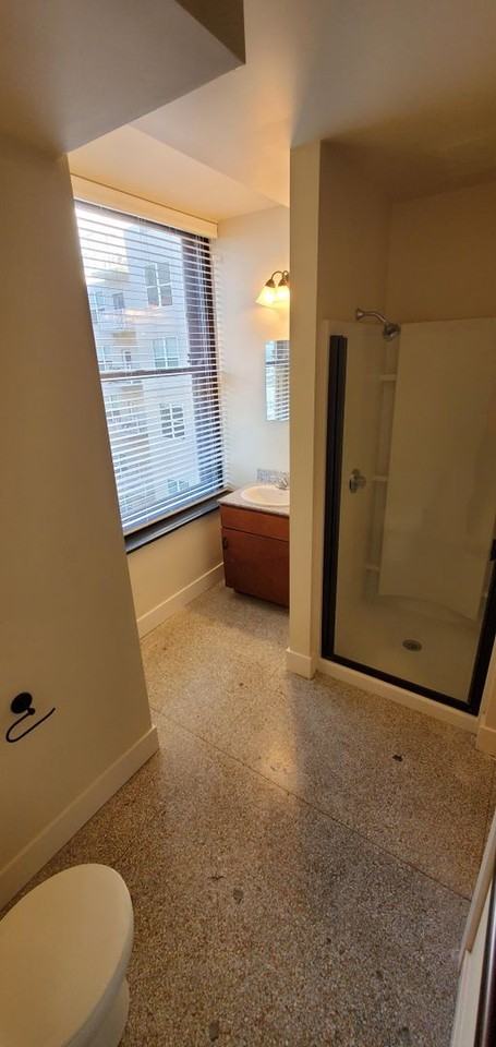 333 Penn Apartments - Photo 7 of 12