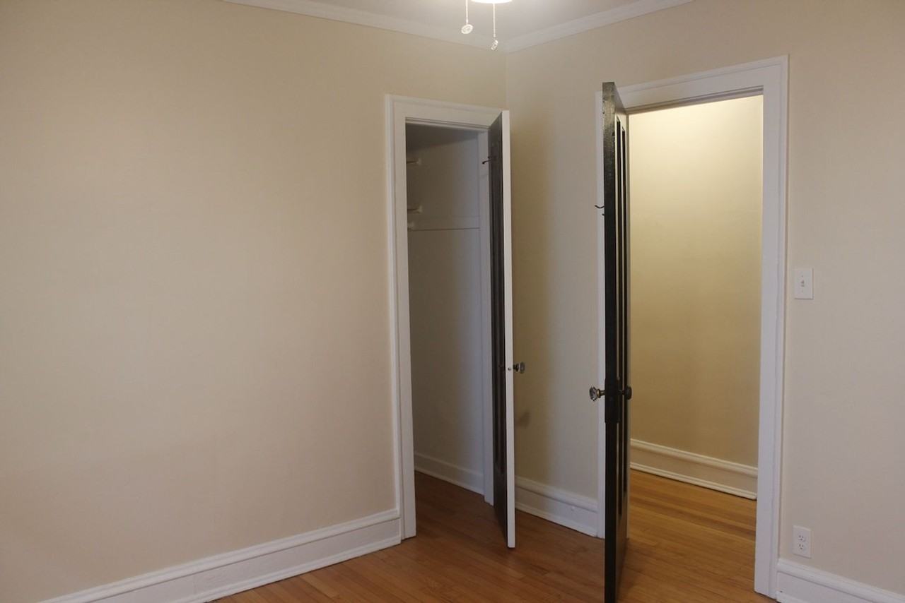 151 - Hinman Court Apts* - Photo 5 of 15