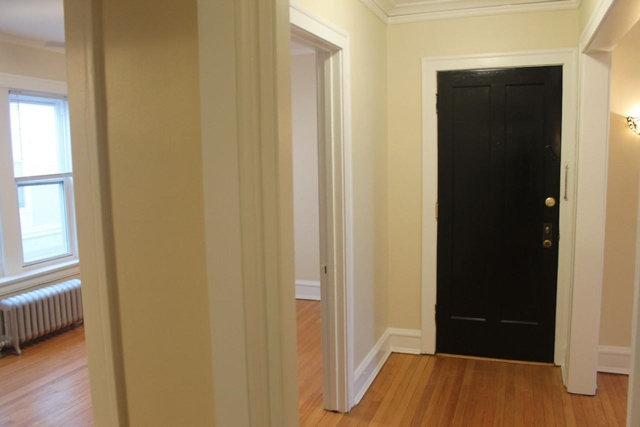 151 - Hinman Court Apts* - Photo 6 of 15