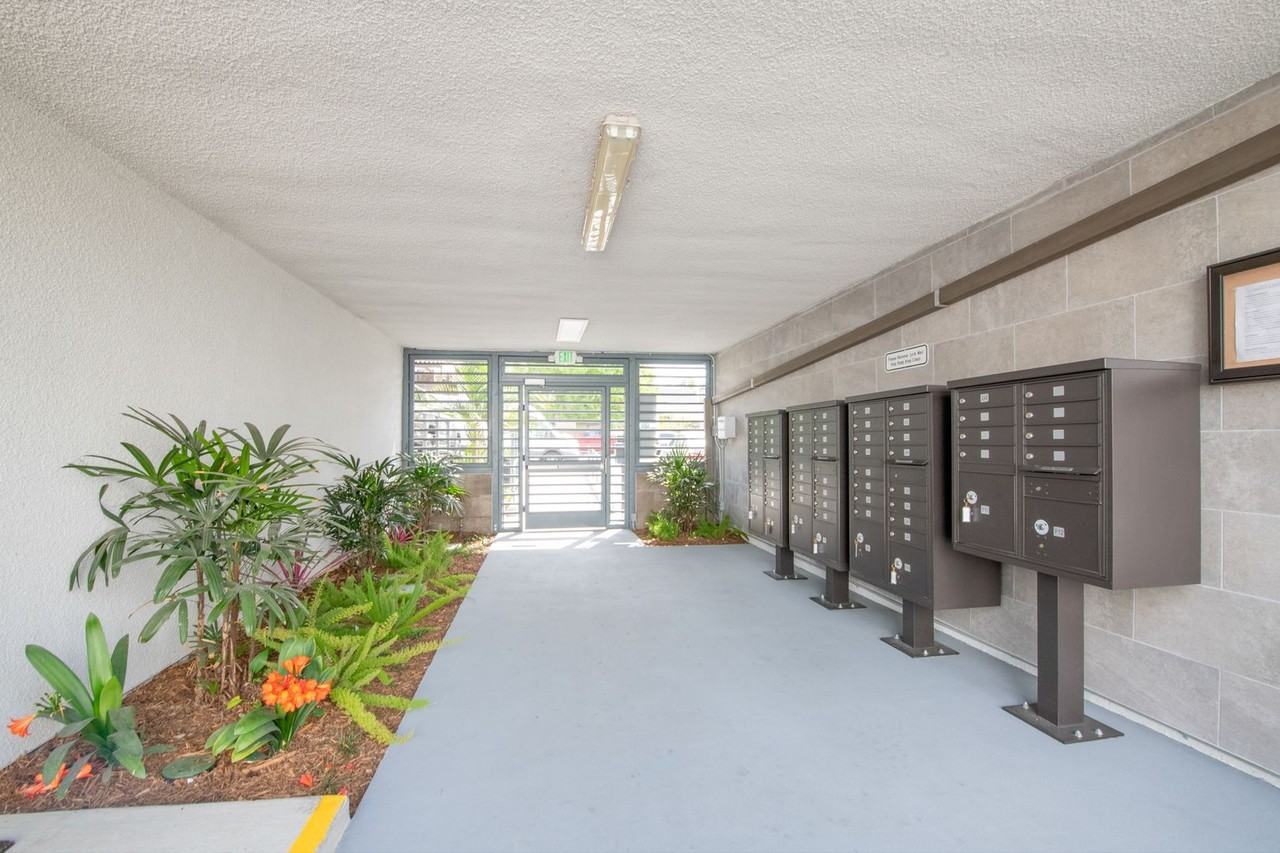 Terrace Villas Apartments - Photo 3 of 6