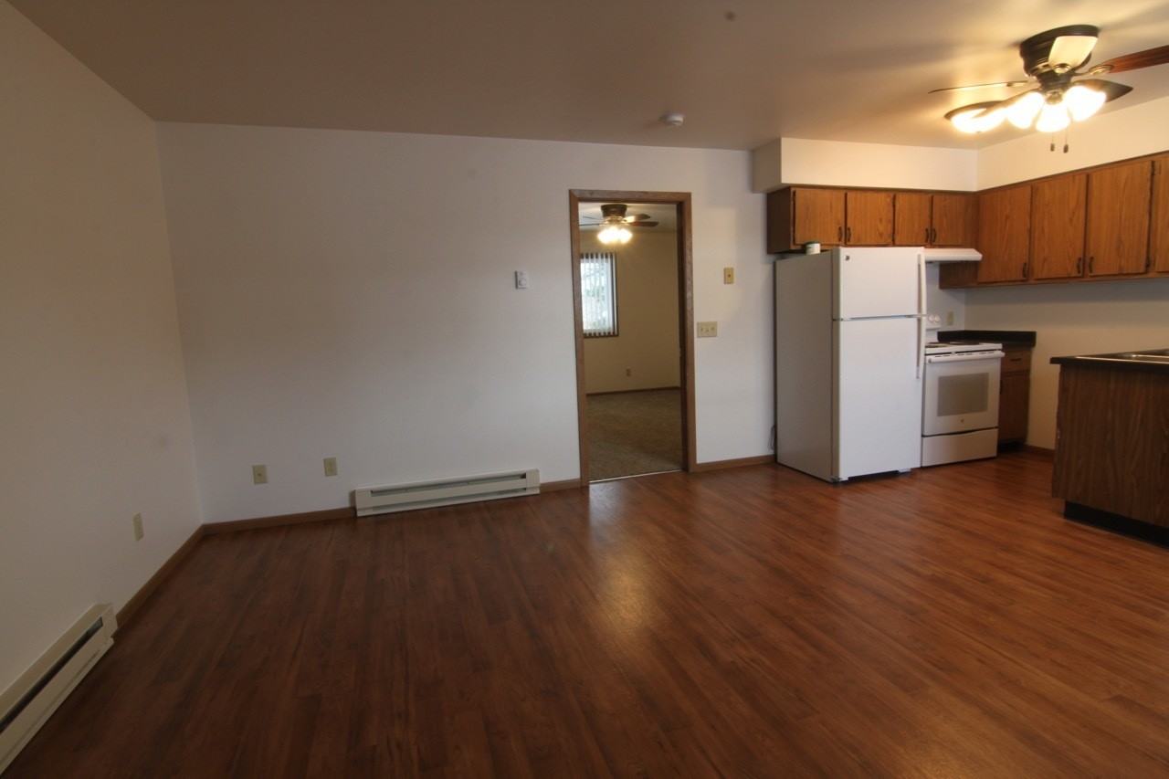 Bush Court - Photo 3 of 42