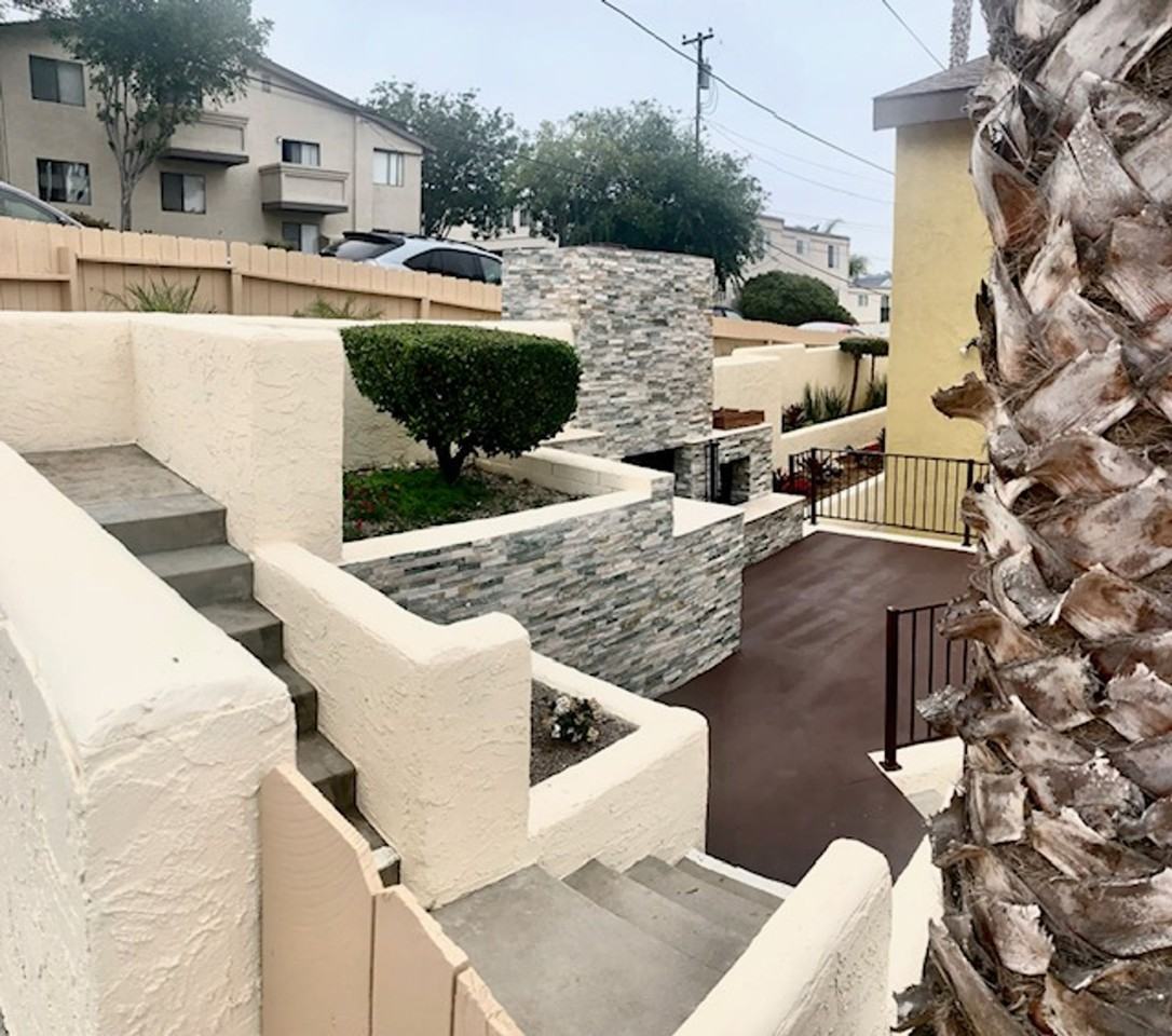 Al's 6 Plex - Photo 4 of 6