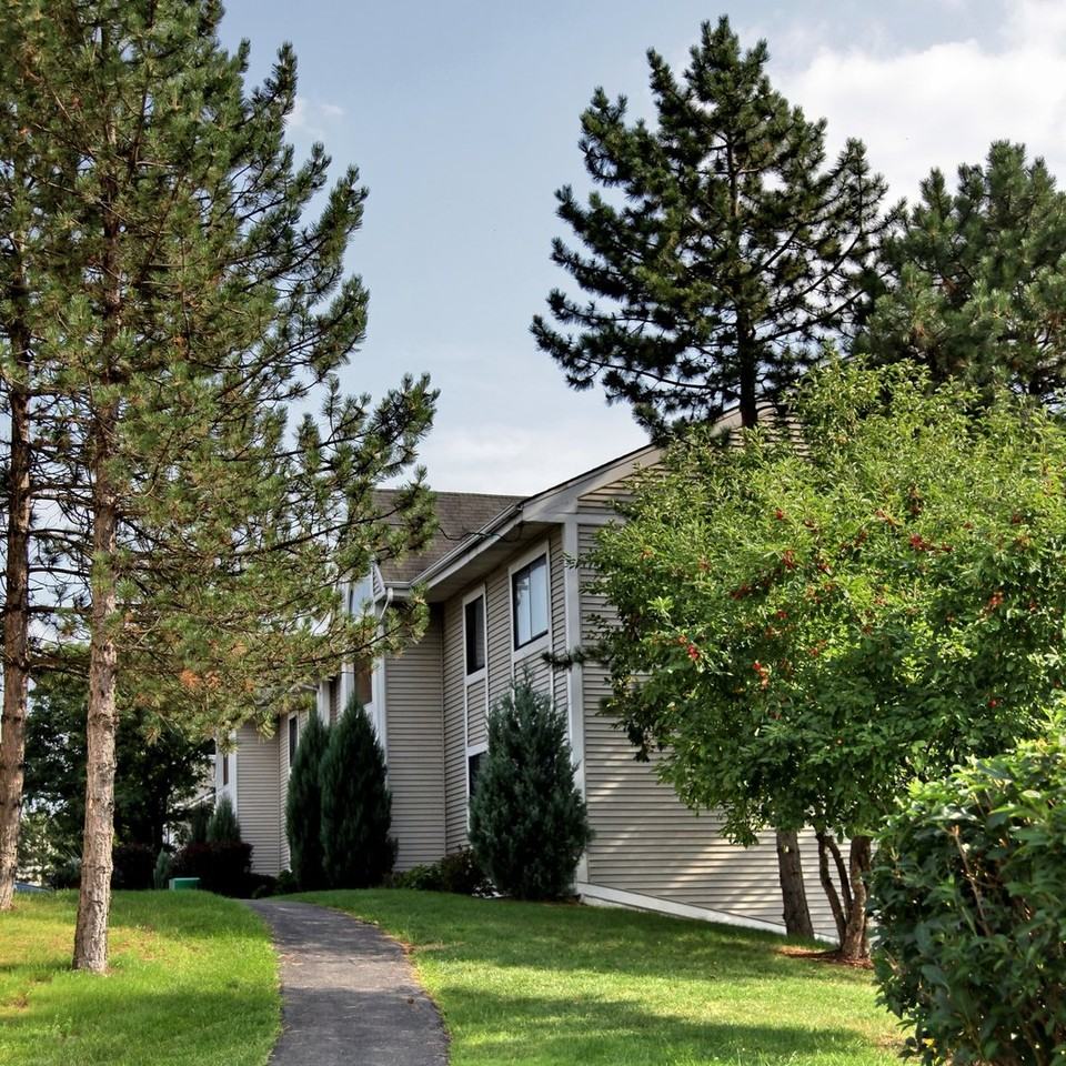 Clarendon Heights - Photo 4 of 9