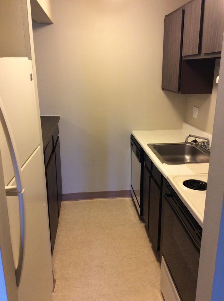 Clarendon Heights - Photo 7 of 9