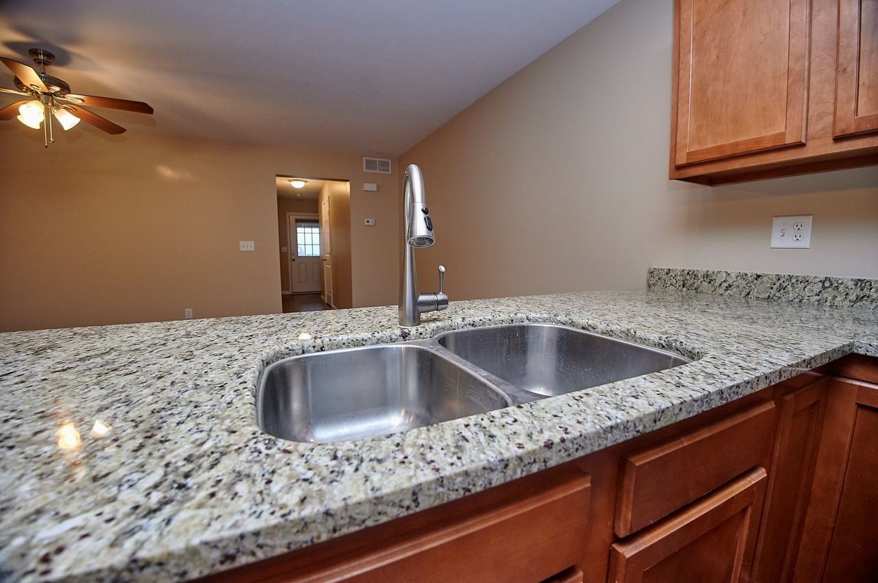 Graycliff Luxury Townhomes - Photo 3 of 50