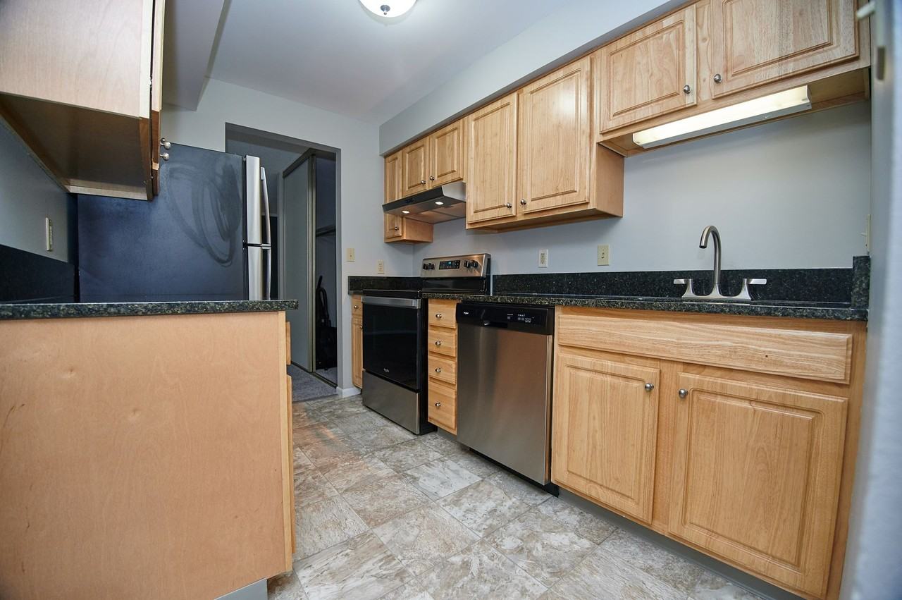 St. Clair Woods Apartments - Photo 3 of 28