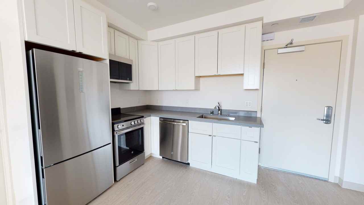363 6th St - Photo 5 of 18