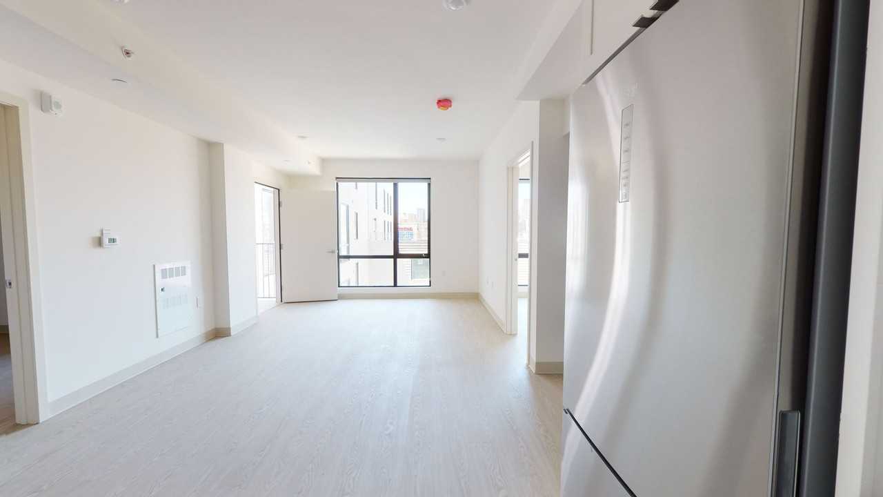 363 6th St - Photo 6 of 18