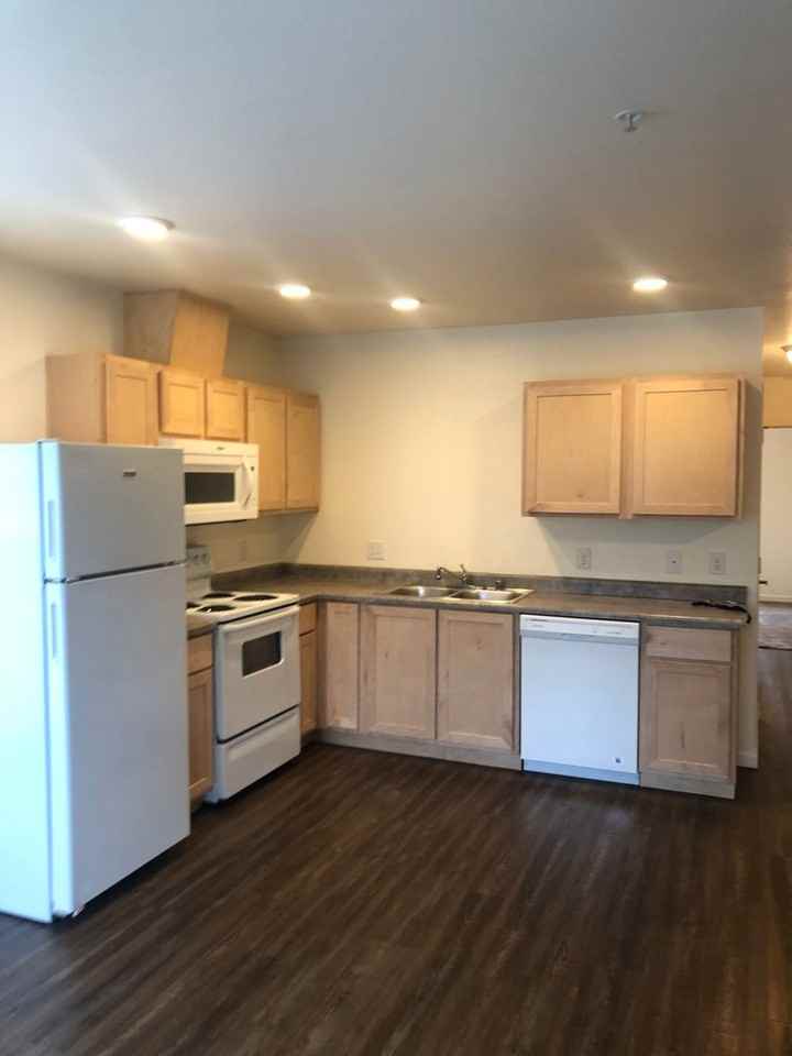 Cherry Hill Apartments - Photo 5 of 9