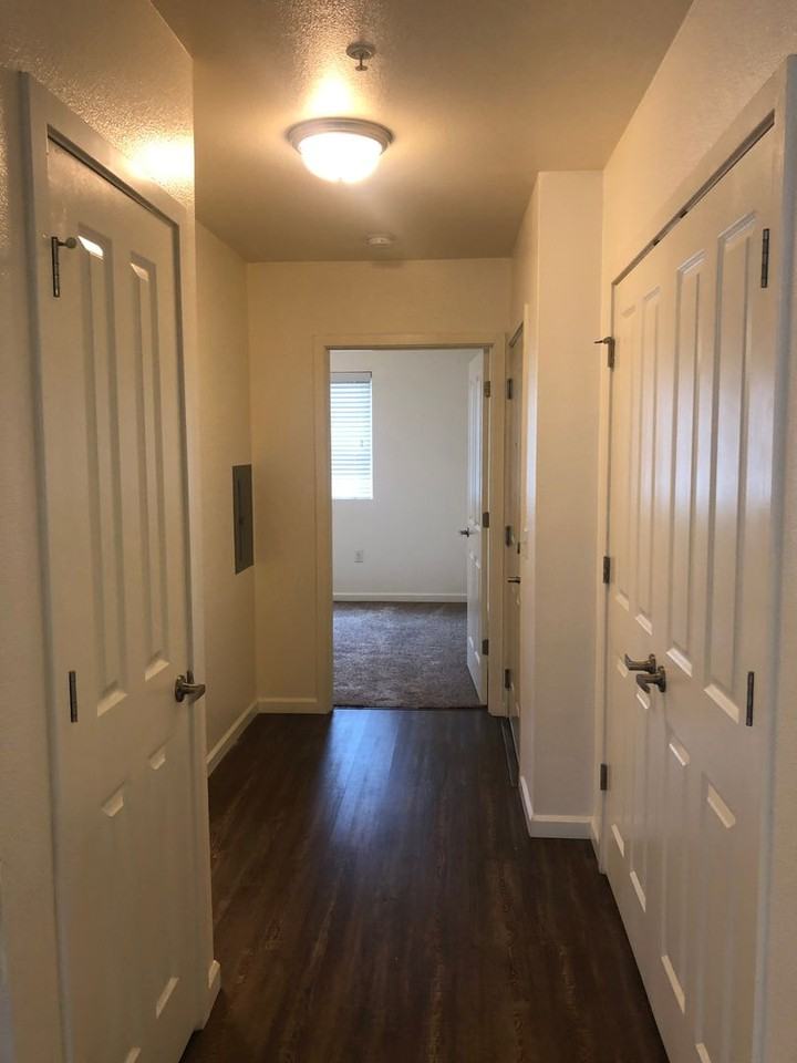 Cherry Hill Apartments - Photo 3 of 9