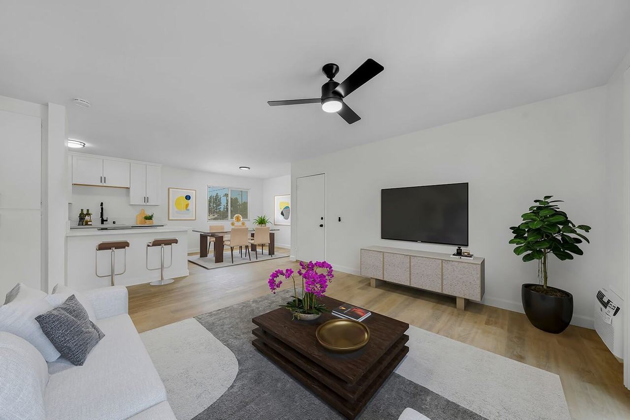 Lone Palm Terrace - Photo 3 of 23