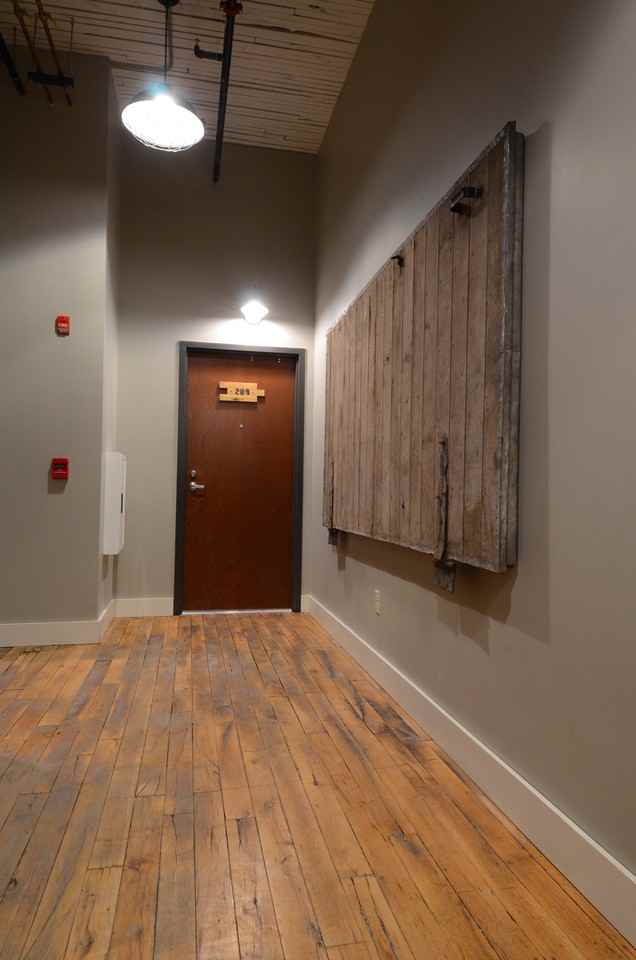 214 Pecan St #303 - Photo 4 of 39