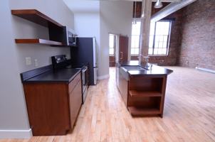featured image of 214 Pecan St