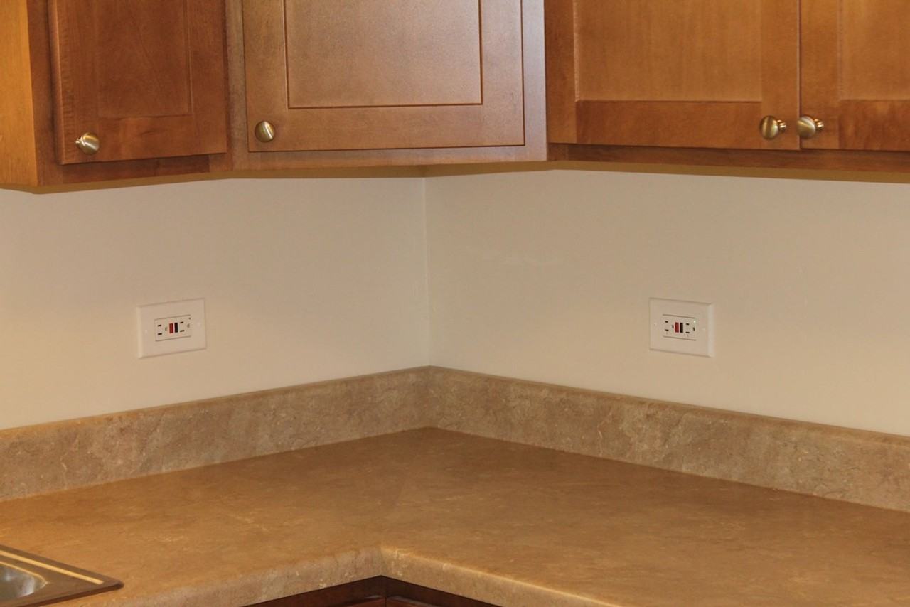 288 - *721-27 Austin Building* - Photo 5 of 9