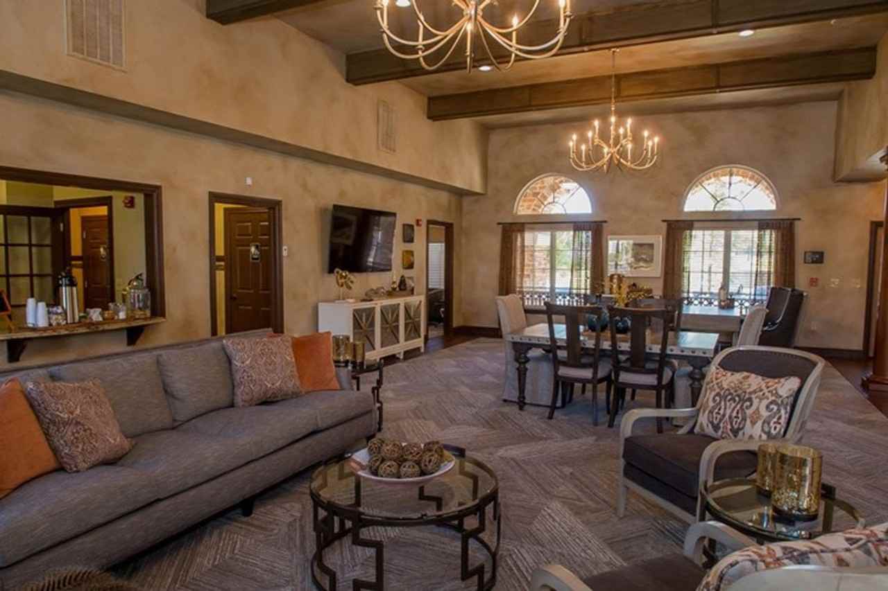 Tuscany Hills Luxury Apartments - Photo 4 of 49