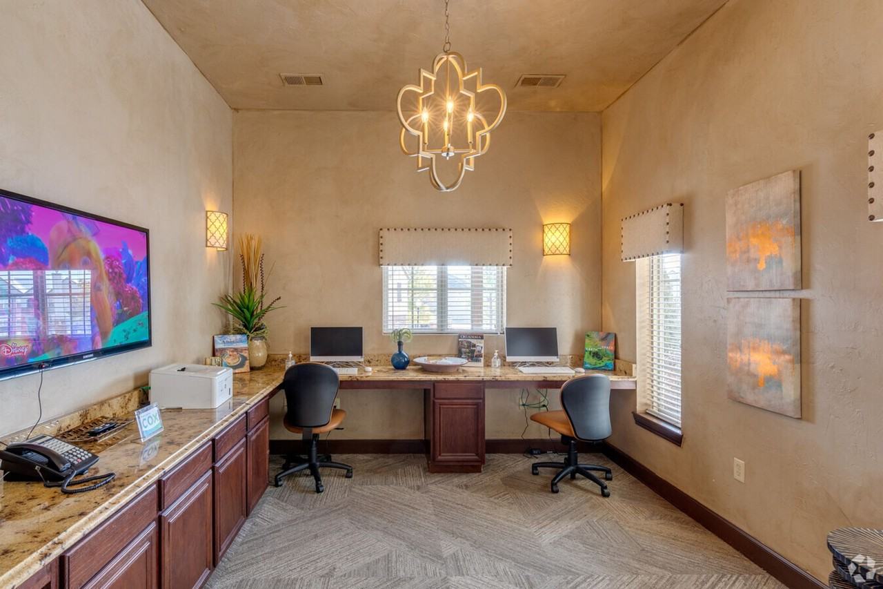 Tuscany Hills Luxury Apartments - Photo 5 of 49