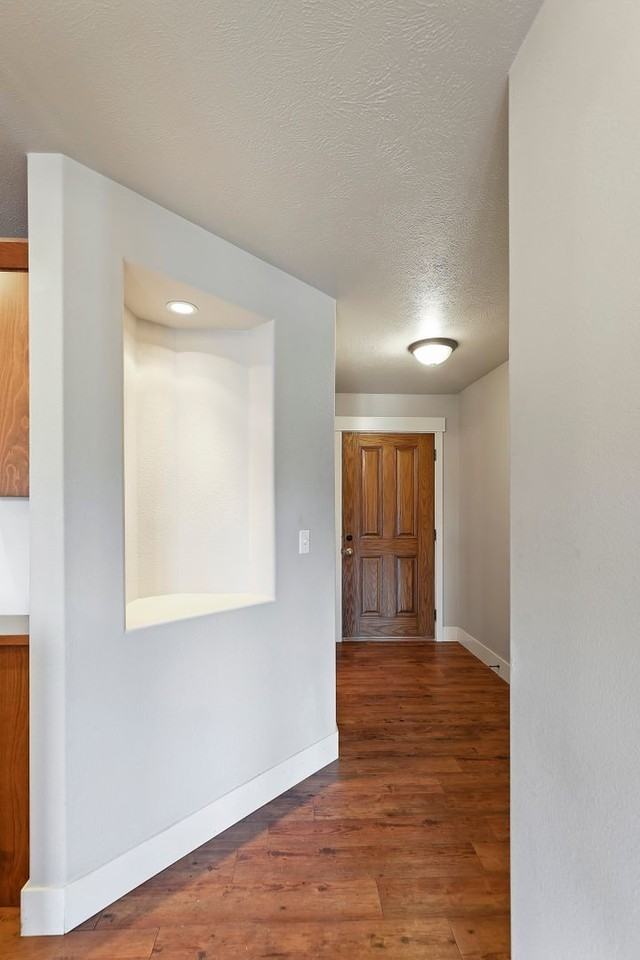 6 Bedroom Townhome - Photo 7 of 50