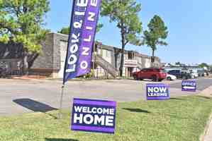 featured image of 827 S York St