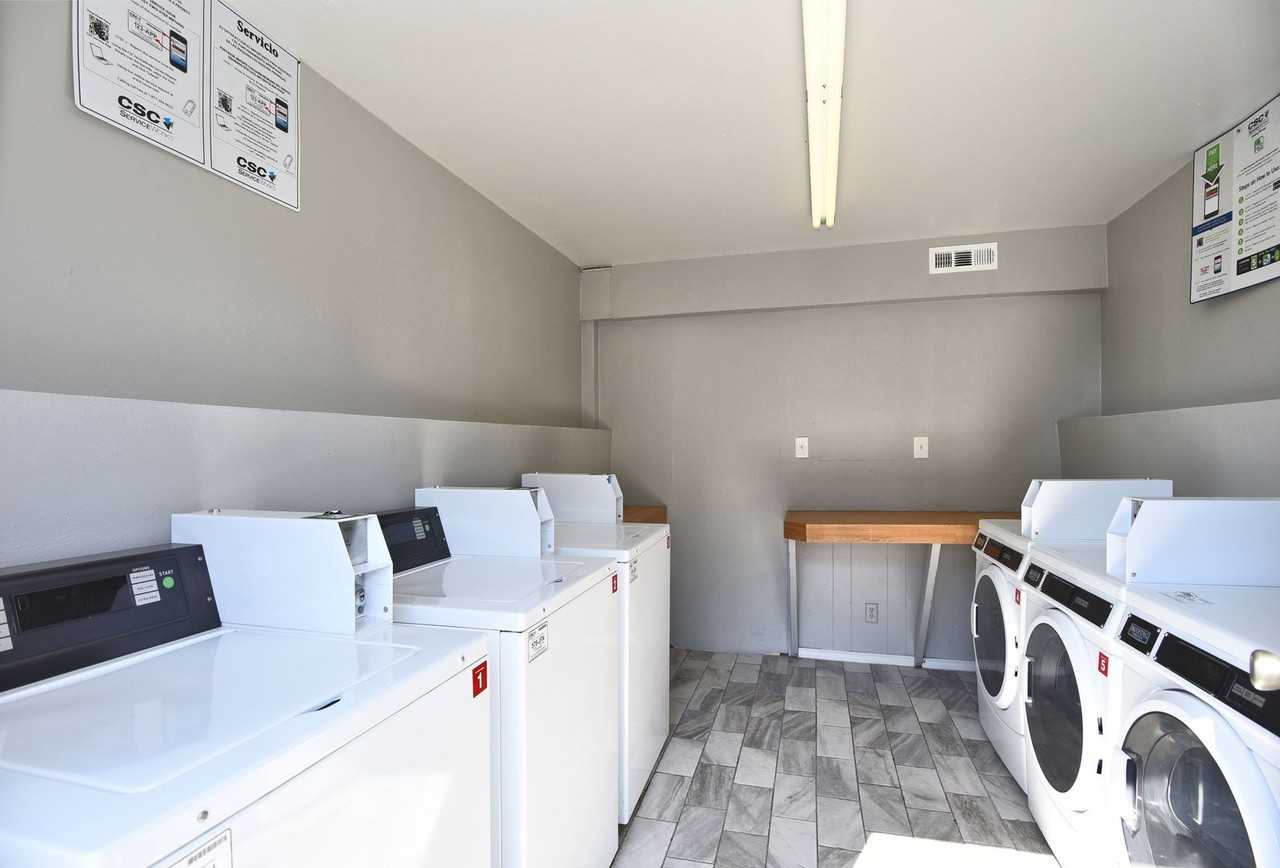 South Point Apartments - Photo 5 of 31