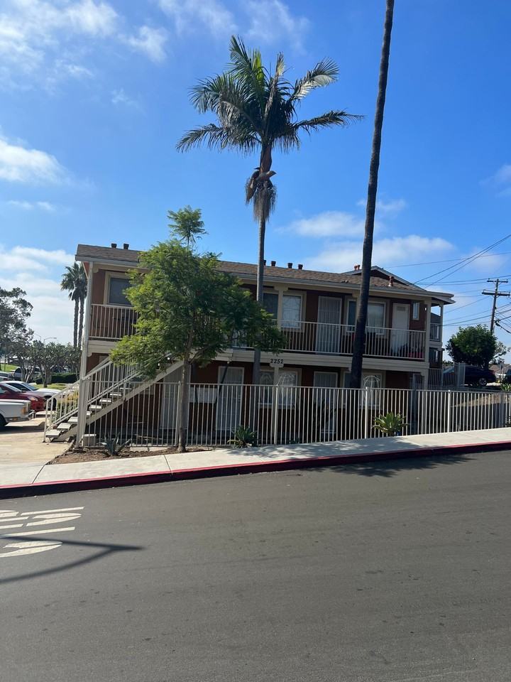 Morley-18 Apartments - Photo 2 of 2