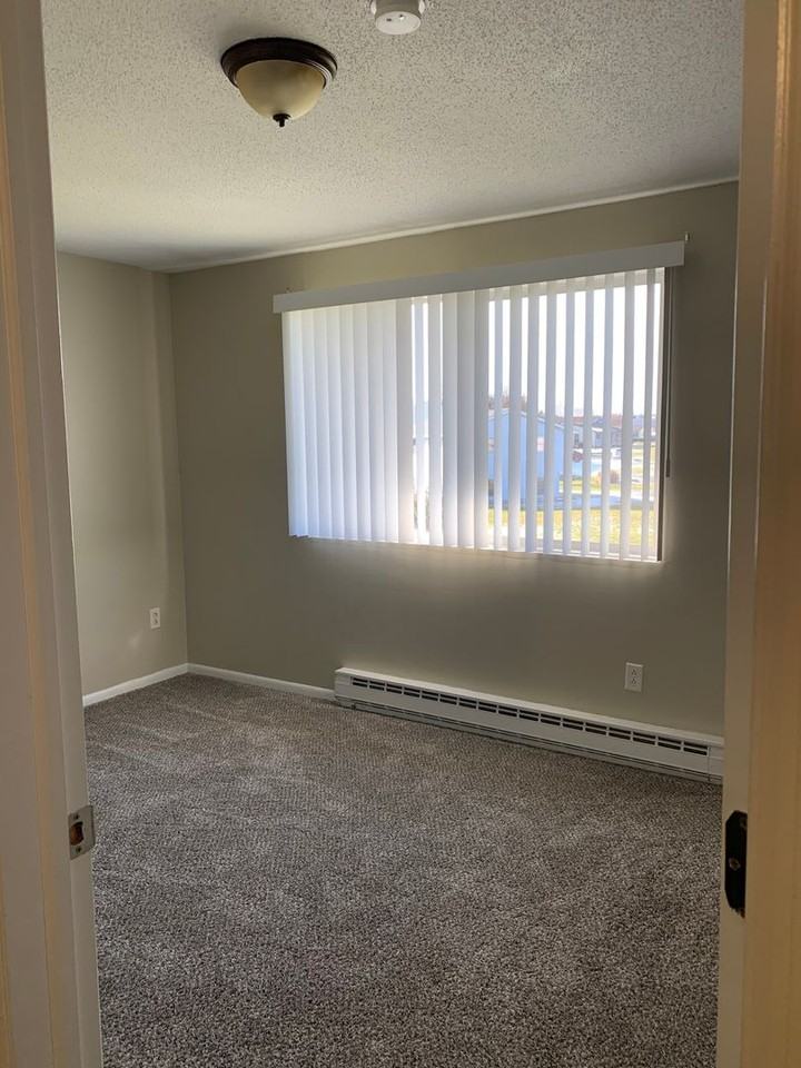 Country Townhomes - Photo 4 of 8