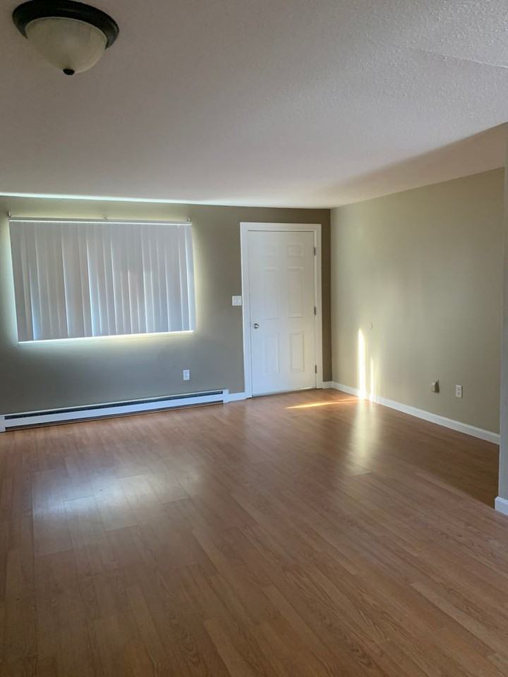 Country Townhomes - Photo 6 of 8