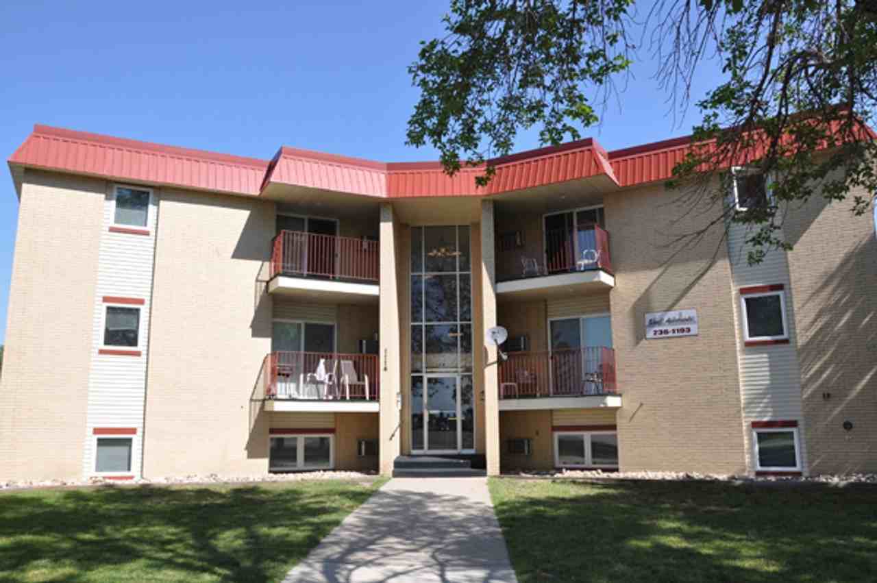 1114 27th Ave S - Photo 2 of 6