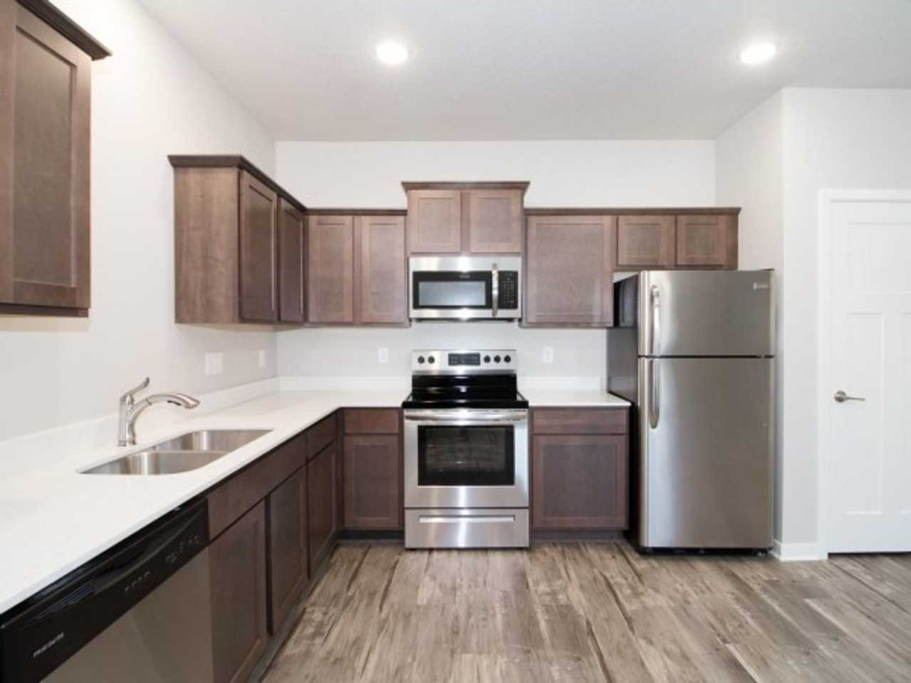 Trestle Crossing Condos - Photo 3 of 21