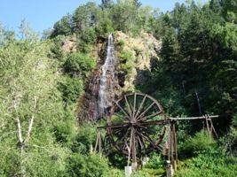 featured image of 3201 Riverside Dr