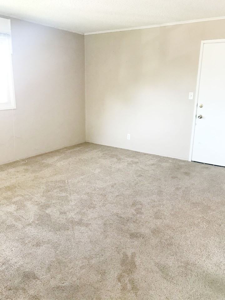 Marcy Court - Photo 2 of 11