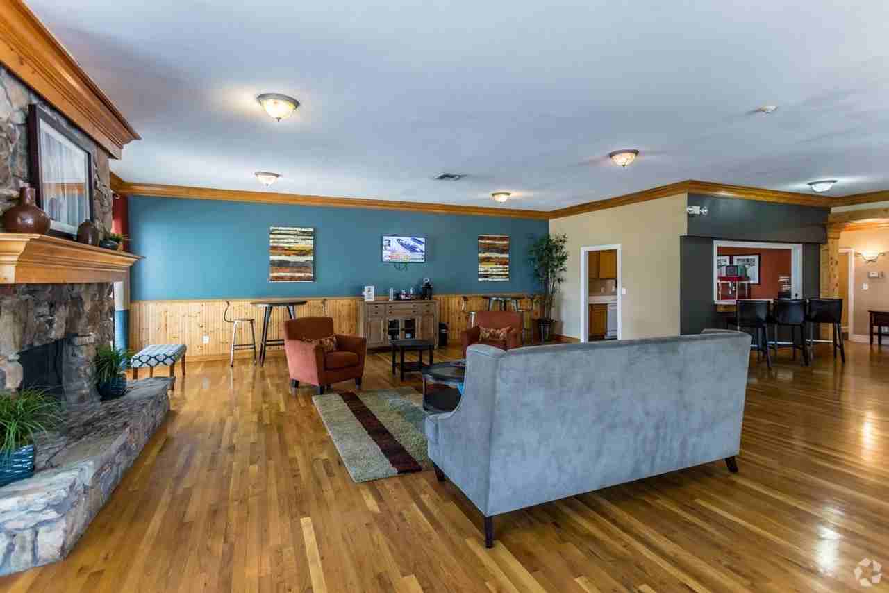 Stonebrook Apartments - Photo 5 of 50