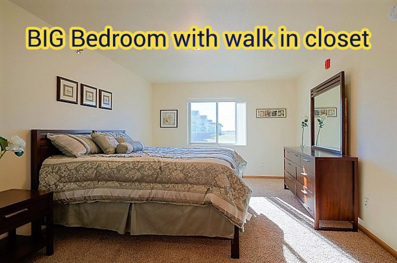 Beautiful 2 Bedroom, 2 Bathroom at Country View Apartments - Photo 6 of 33