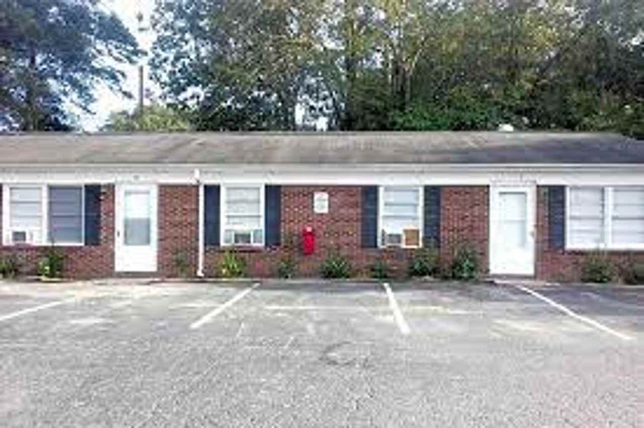 Crescent Apartments - Photo 5 of 50