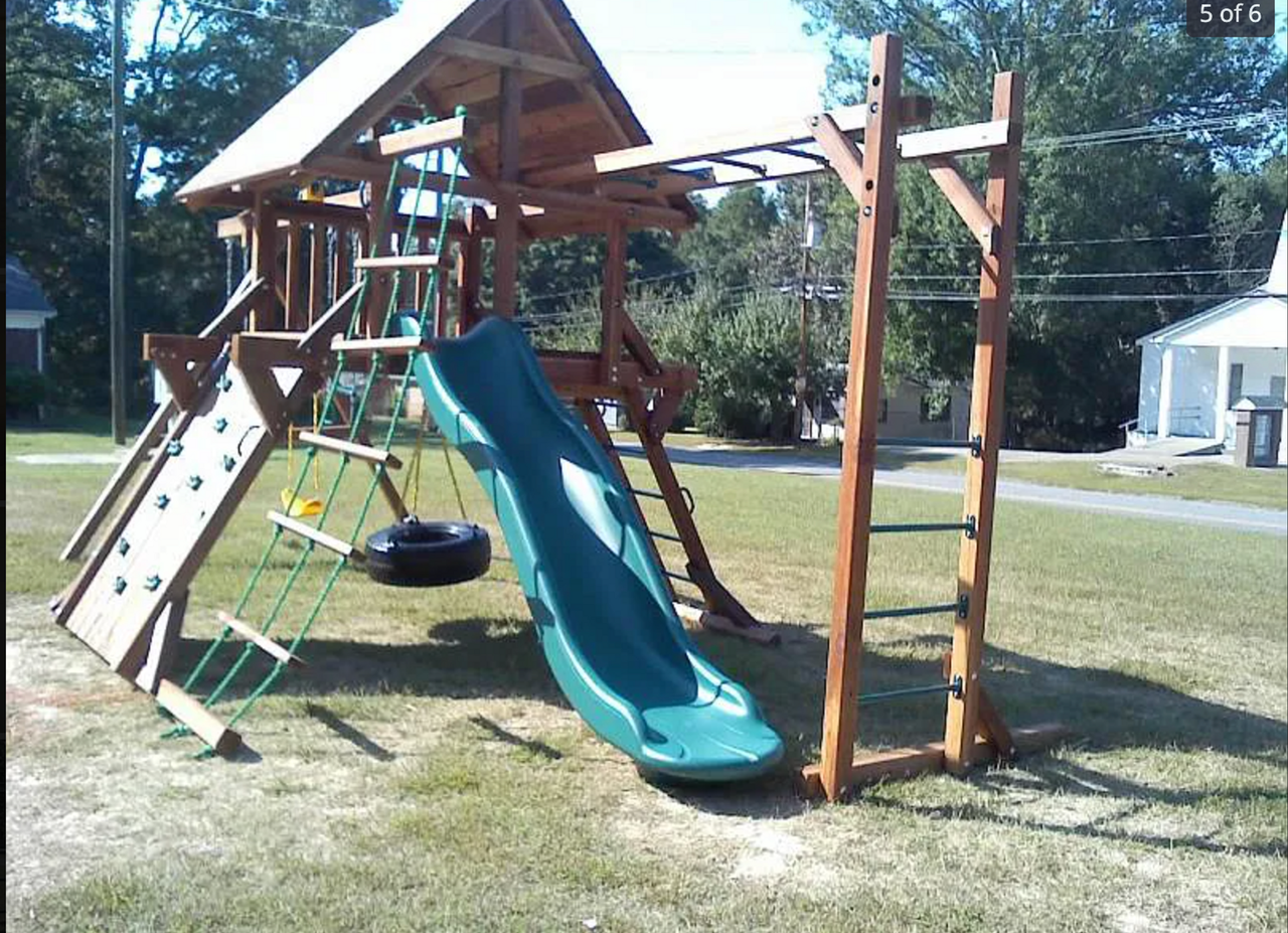 Crescent Apartments - Photo 6 of 50