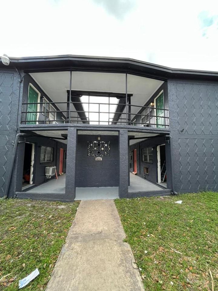 The Blend Apartments - Photo 2 of 9