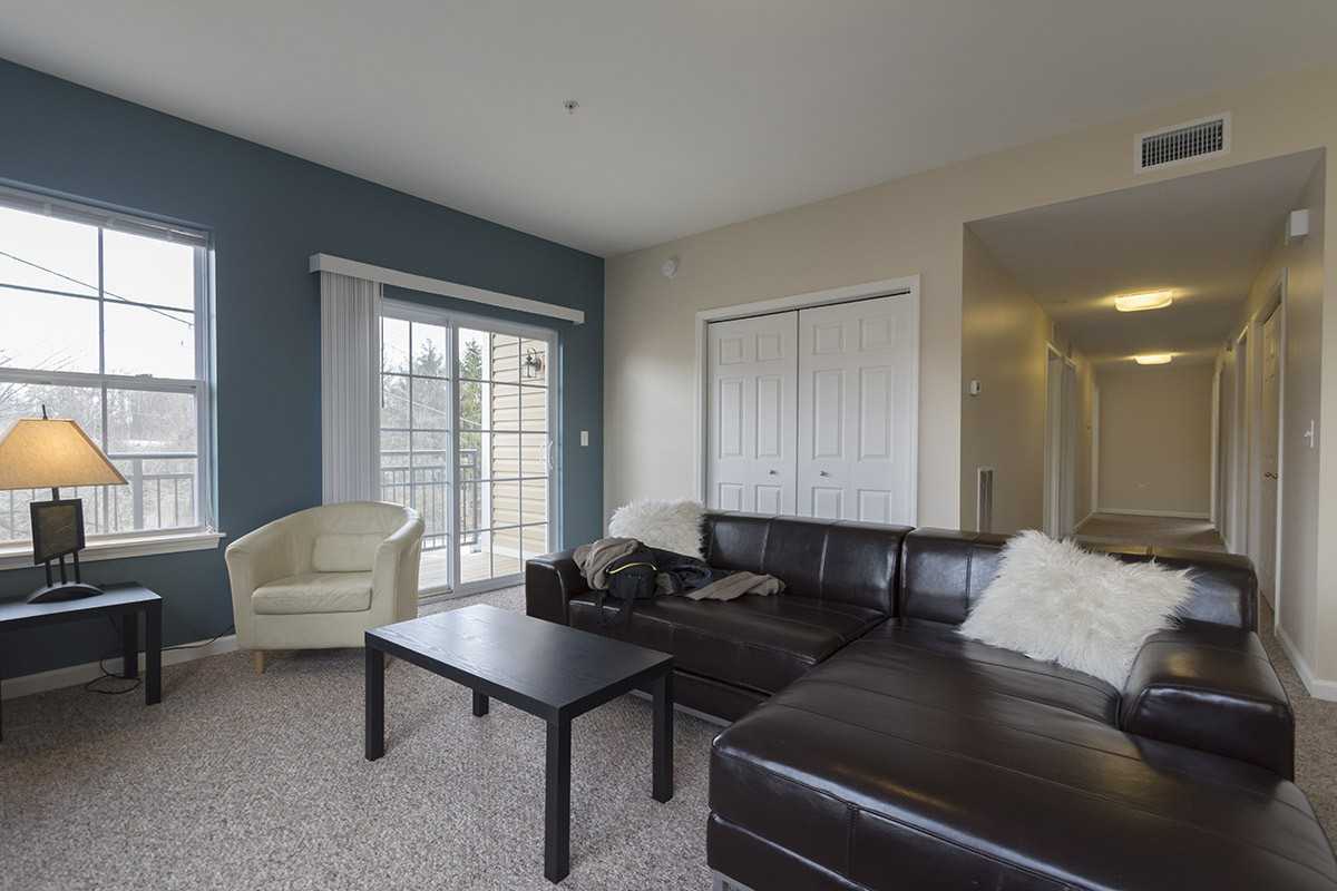 East Bay I Apartments - Photo 7 of 14