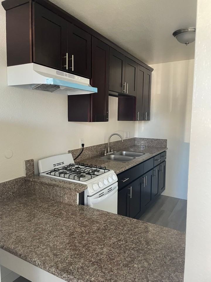 Summer Ridge 96, LP - Photo 3 of 11